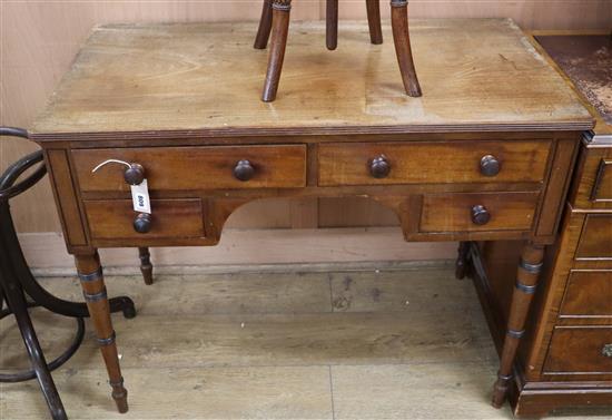 A Regency mahogany kneehole side table W.99cm